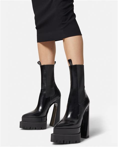 versace boots.|Versace aevitas boots.